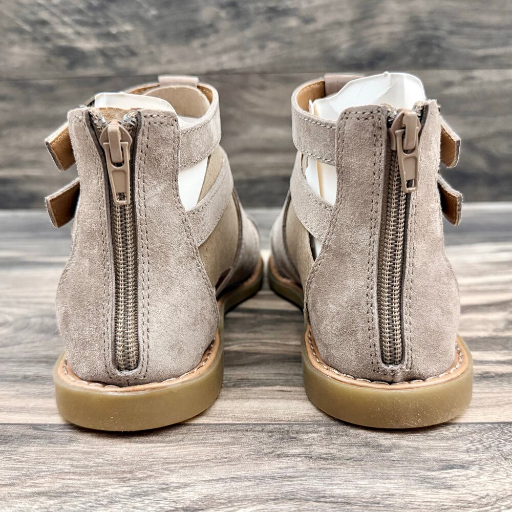 NIB BOC Born Dora 7M 37-38 Taupe Suede Gladiator Sandals - Picture 6 of 10